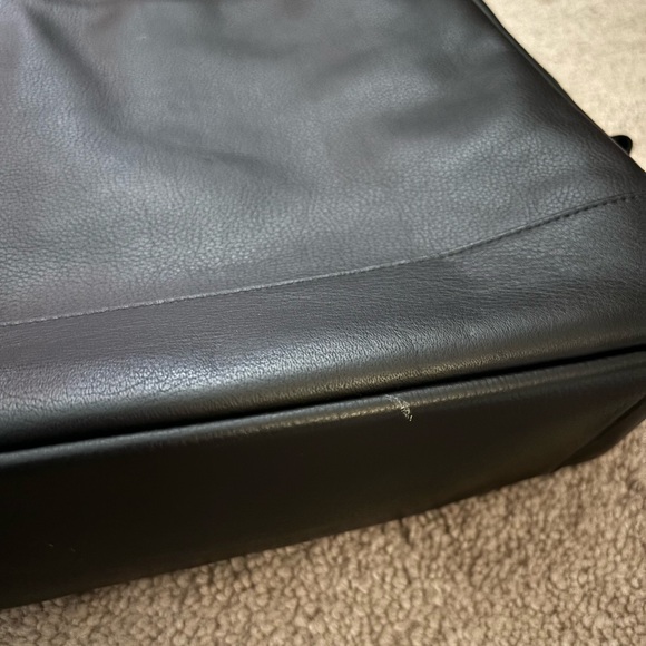 *VINTAGE* Coach Leather Laptop Messenger Bag - Picture 7 of 9